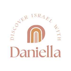 Daniella logo